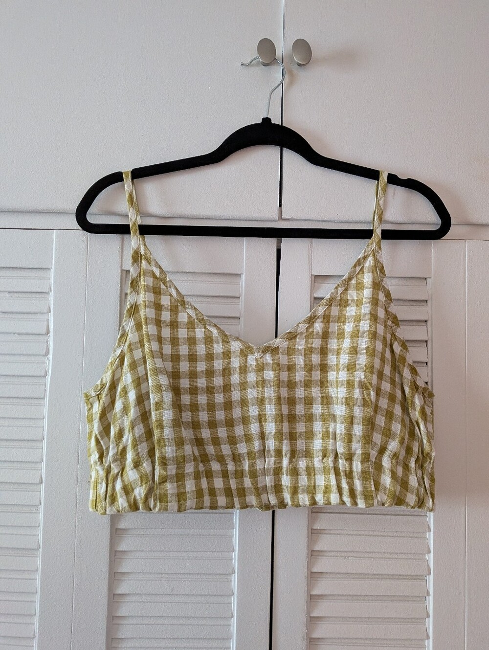 Not Perfect Linen Cropped Tank